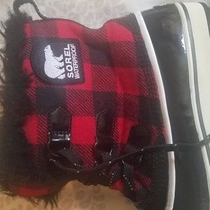 Sorel buffalo plaid boot